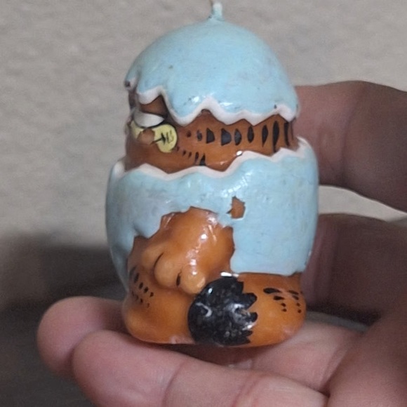 1981 Garfield Hop, Hop, Hoppy Easter Candle - Picture 2 of 12